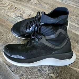 Lululemon Sneakers, Women's Chargefeel Mid Workout Shoe, Size 9.5